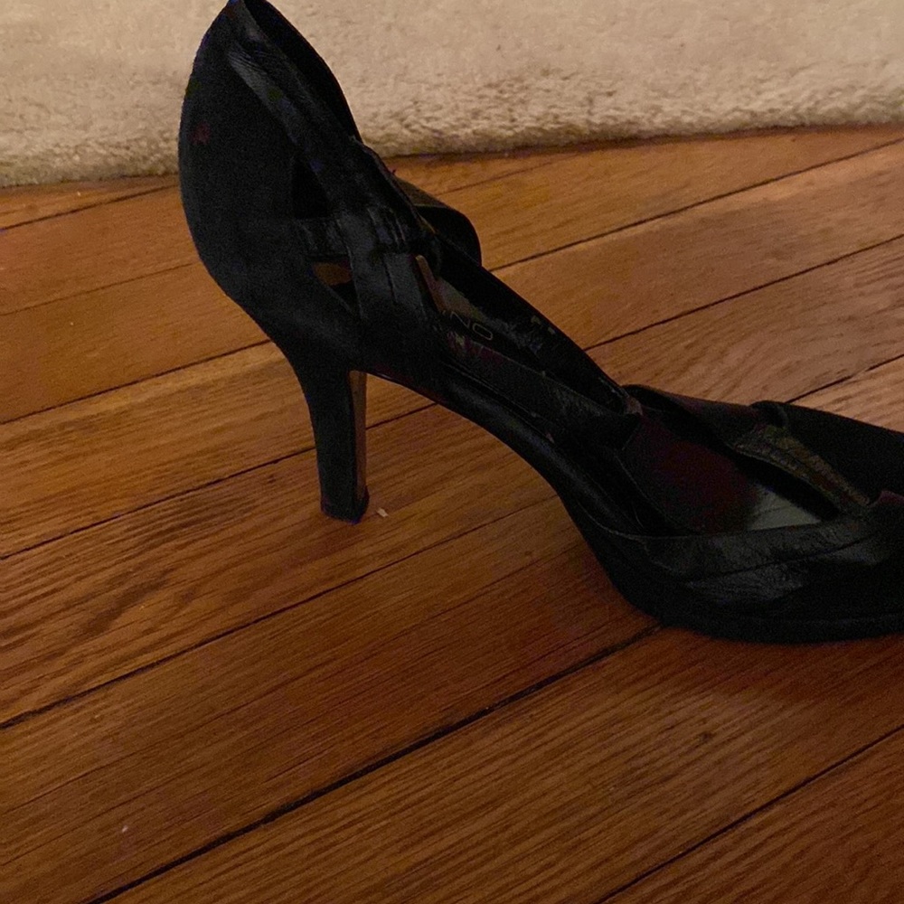 Shoes - Picture 2 of 2